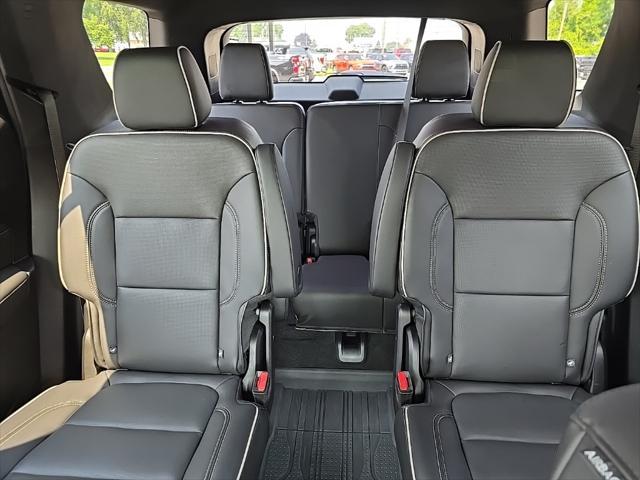 used 2023 Chevrolet Traverse car, priced at $37,250