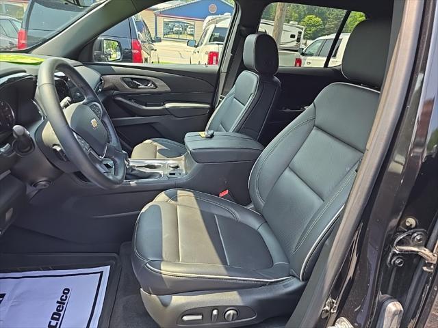 used 2023 Chevrolet Traverse car, priced at $37,250
