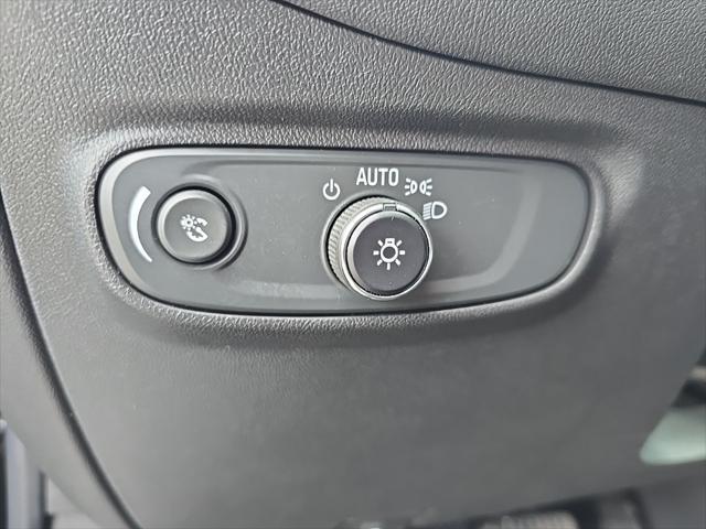used 2022 Chevrolet Equinox car, priced at $20,995