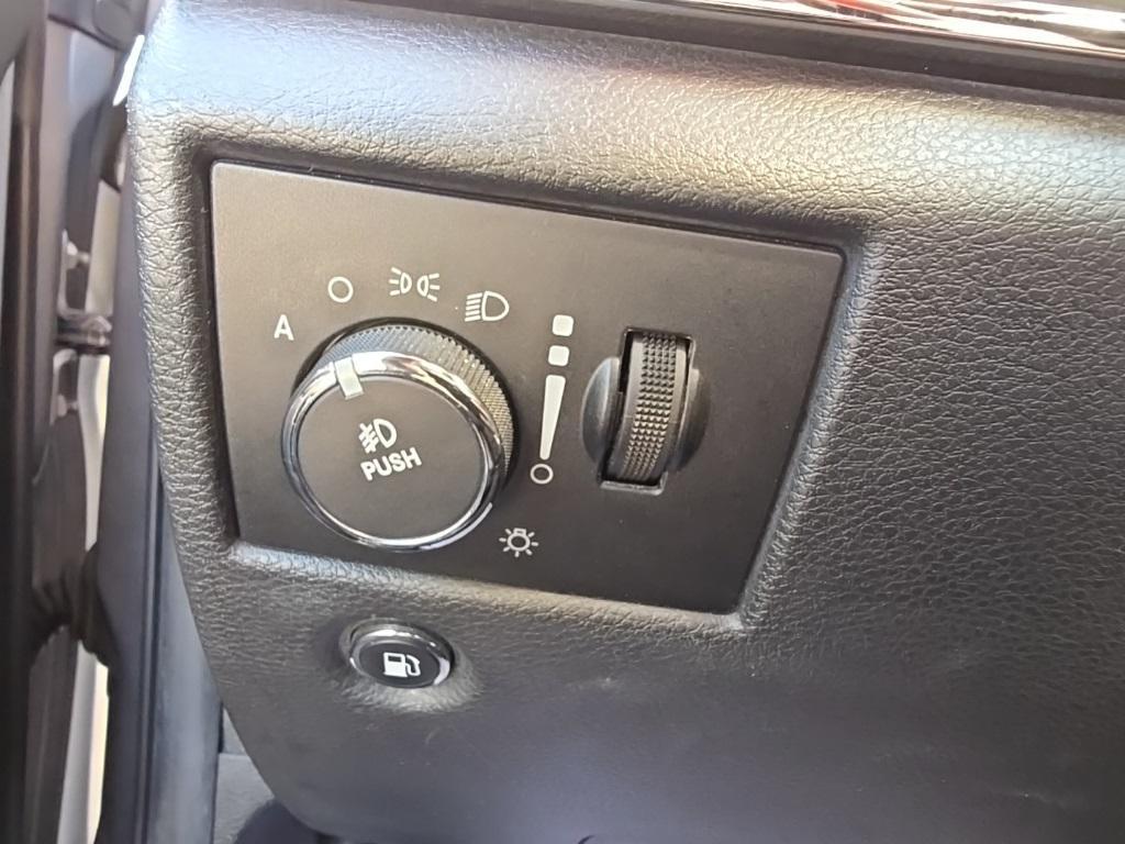 used 2014 Jeep Grand Cherokee car, priced at $8,000