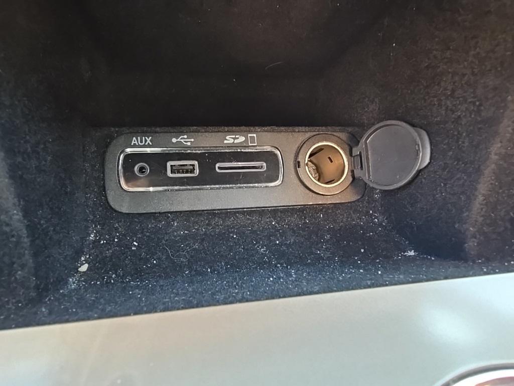 used 2014 Jeep Grand Cherokee car, priced at $8,000