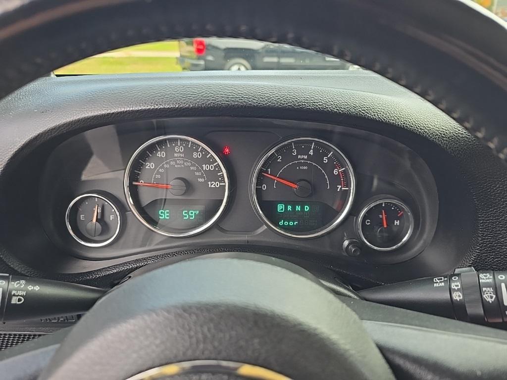used 2014 Jeep Wrangler Unlimited car, priced at $15,995