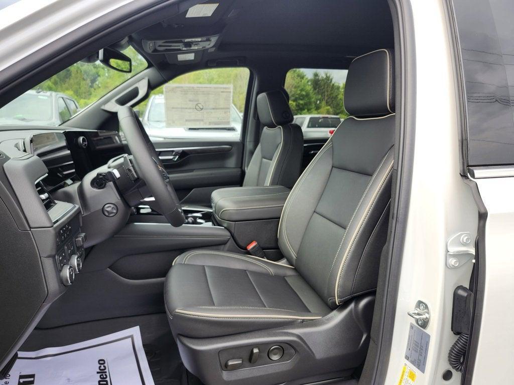 new 2025 Chevrolet Suburban car, priced at $77,913