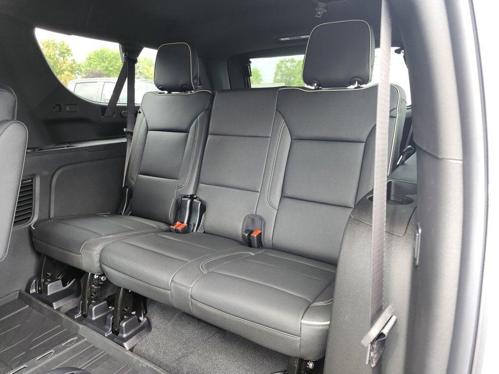 new 2025 Chevrolet Suburban car, priced at $77,913