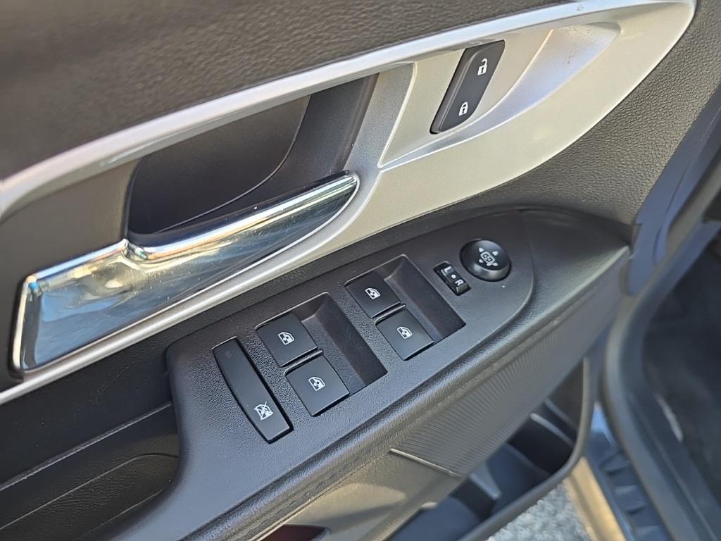 used 2014 Chevrolet Equinox car, priced at $5,300