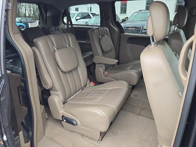 used 2014 Chrysler Town & Country car, priced at $8,995