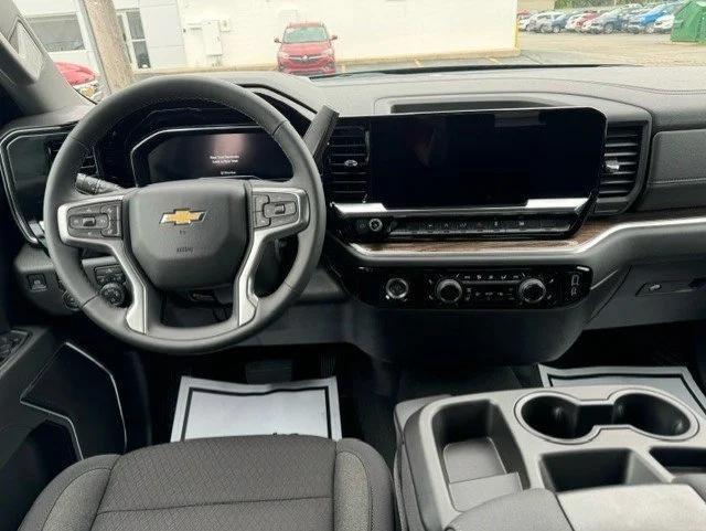 new 2024 Chevrolet Silverado 1500 car, priced at $47,595