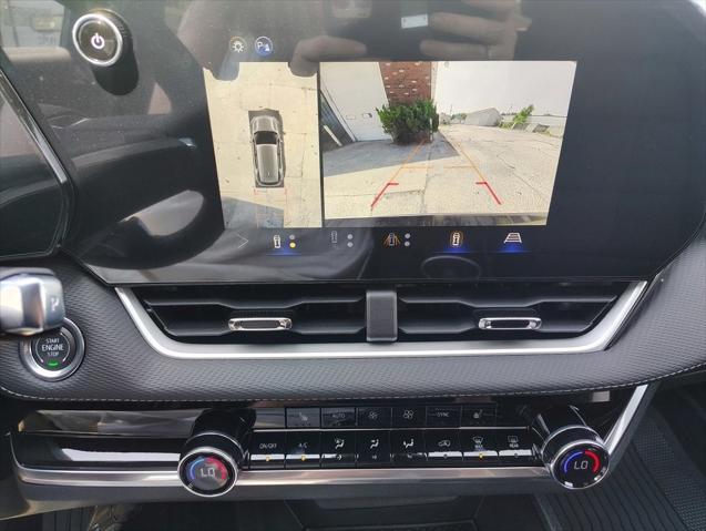 new 2026 Chevrolet Equinox car, priced at $32,594