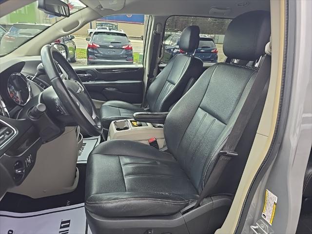 used 2015 Chrysler Town & Country car, priced at $6,495