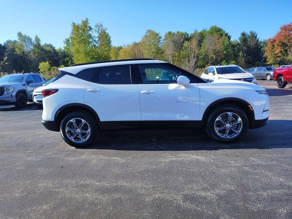 new 2025 Chevrolet Blazer car, priced at $35,527