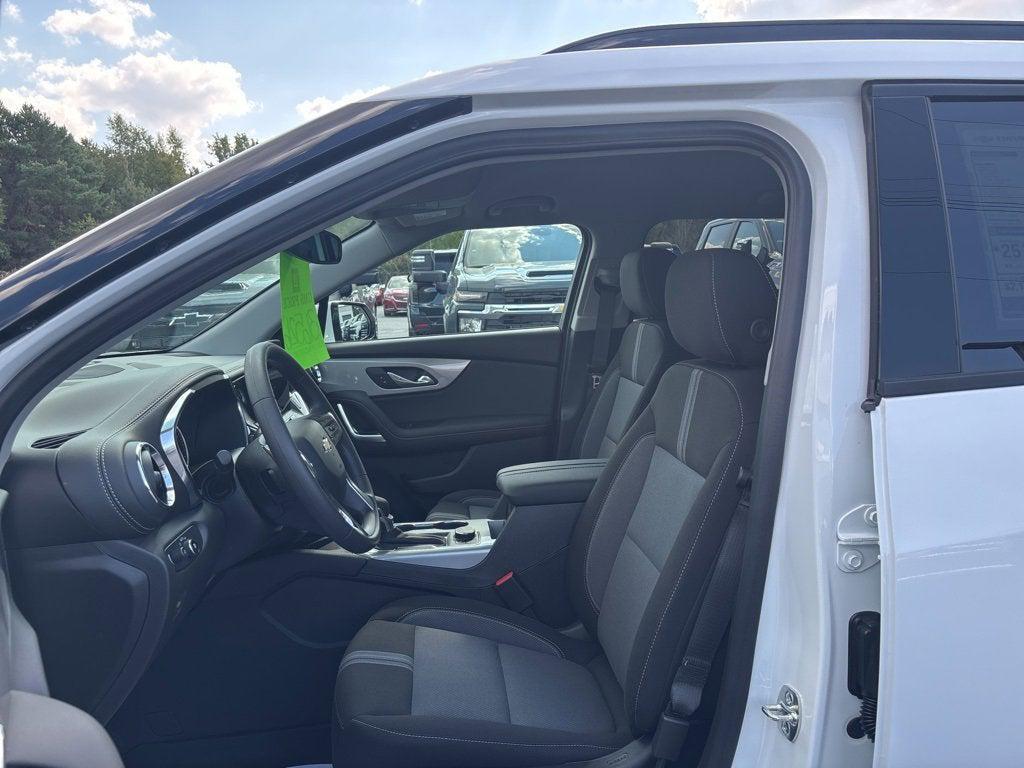 new 2025 Chevrolet Blazer car, priced at $35,527