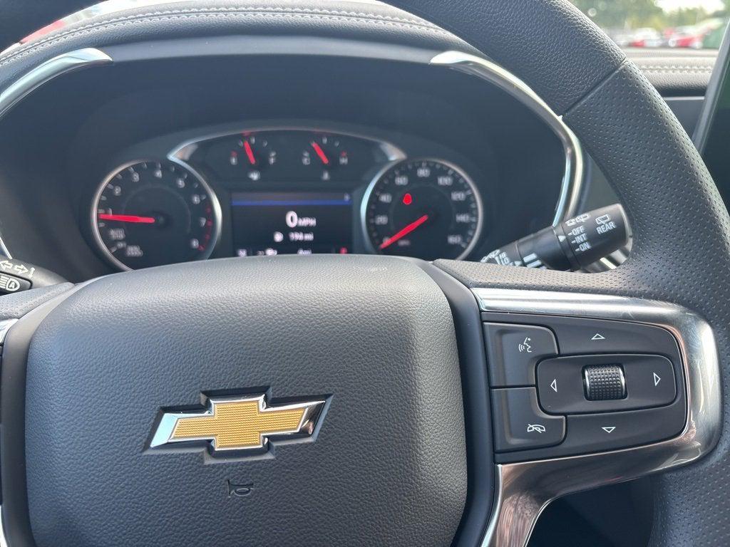 new 2025 Chevrolet Blazer car, priced at $35,527