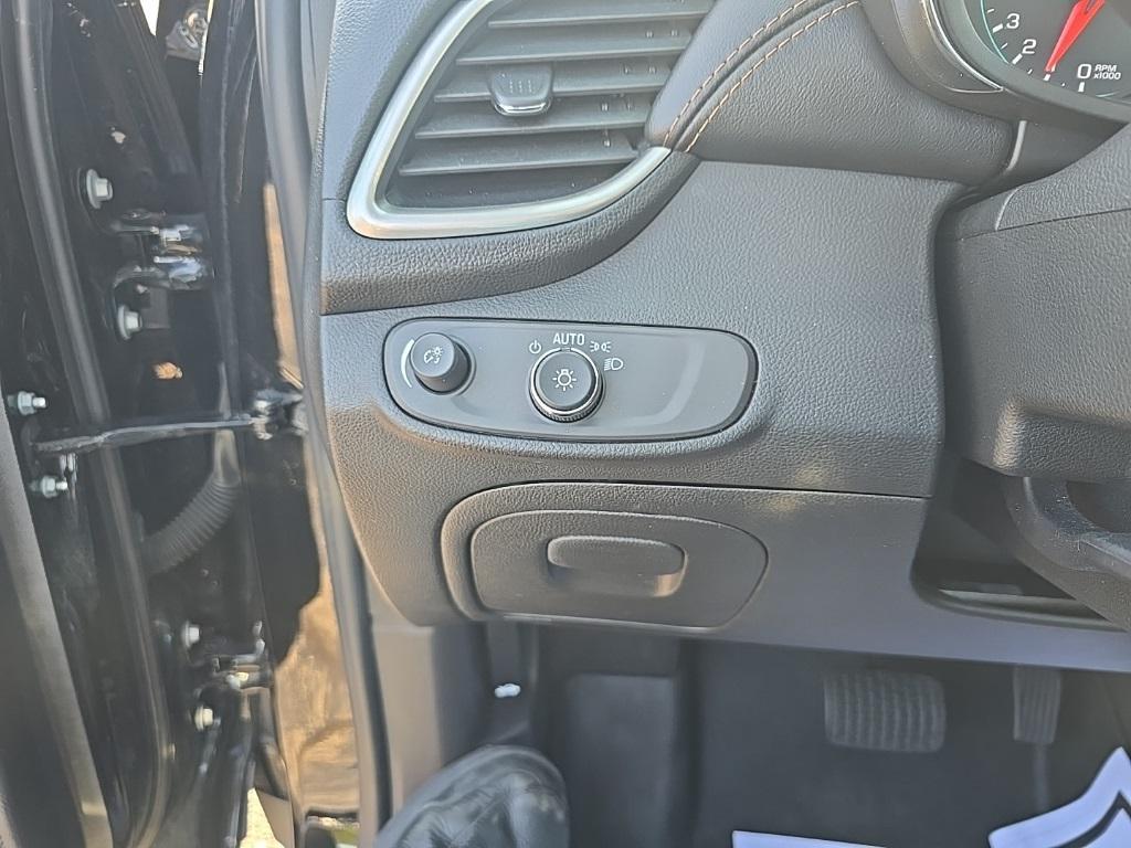 used 2022 Chevrolet Trax car, priced at $17,000