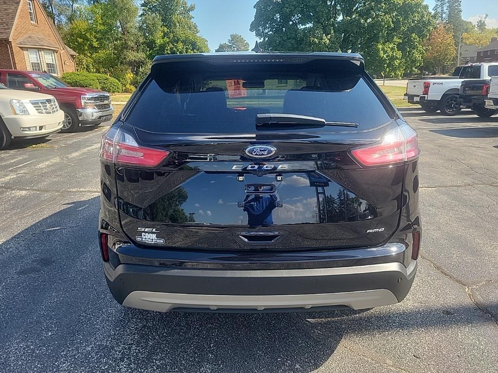 used 2024 Ford Edge car, priced at $26,250