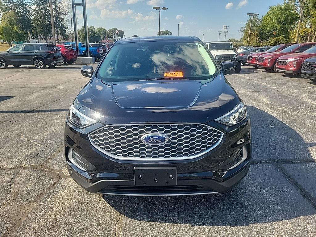 used 2024 Ford Edge car, priced at $26,250