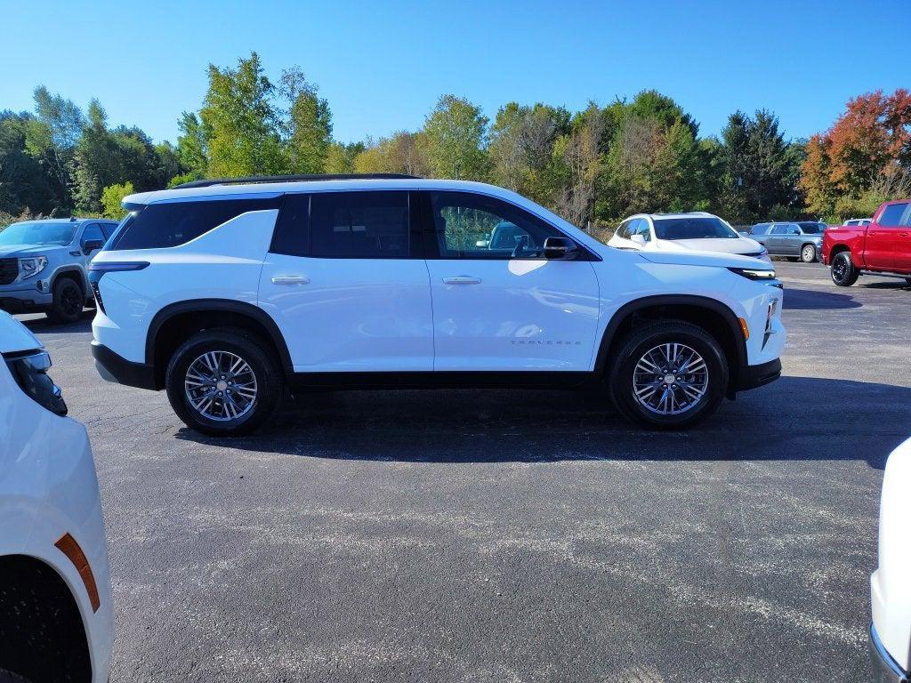 new 2026 Chevrolet Traverse car, priced at $39,933