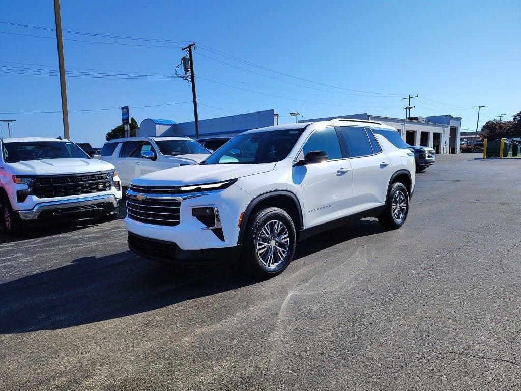 new 2026 Chevrolet Traverse car, priced at $39,933