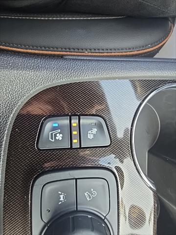 used 2022 GMC Acadia car, priced at $30,750