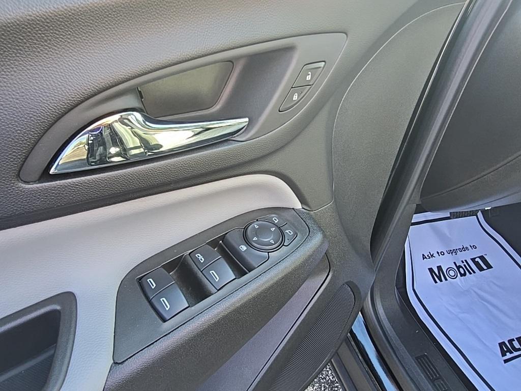 used 2024 Chevrolet Equinox car, priced at $21,995