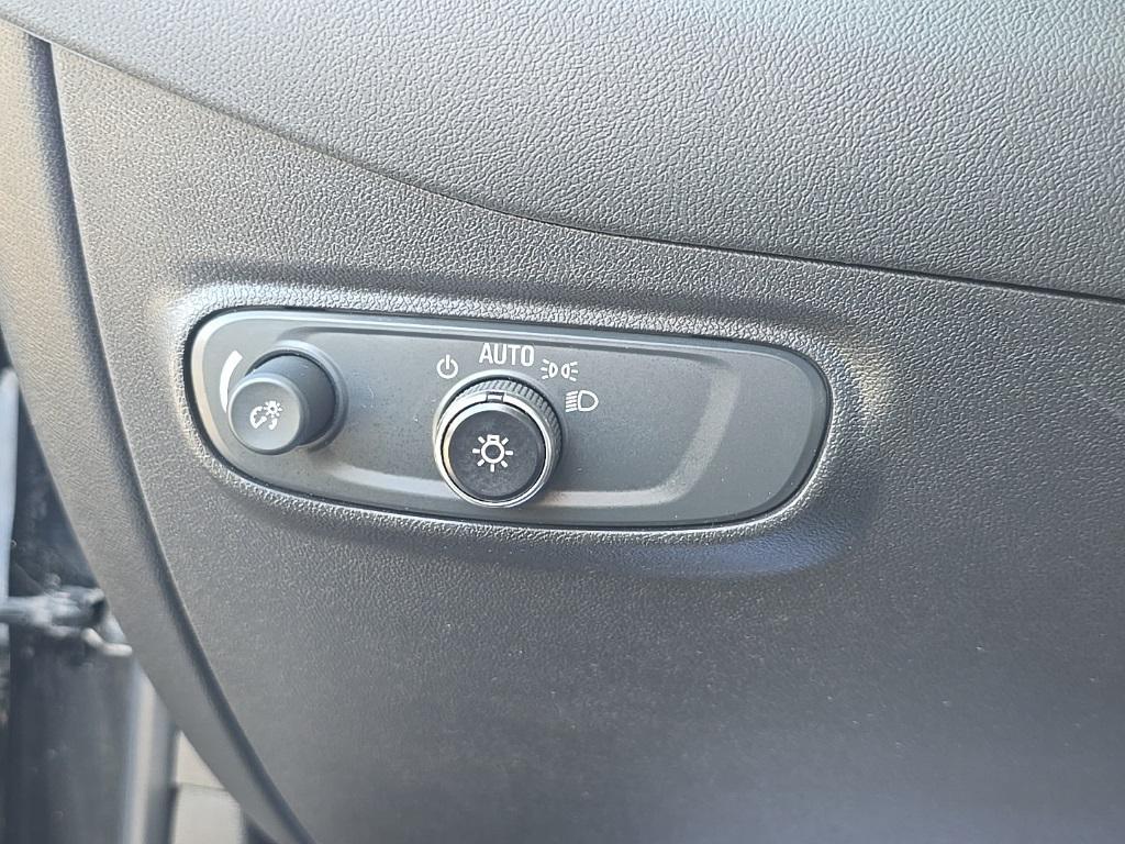 used 2024 Chevrolet Equinox car, priced at $21,995