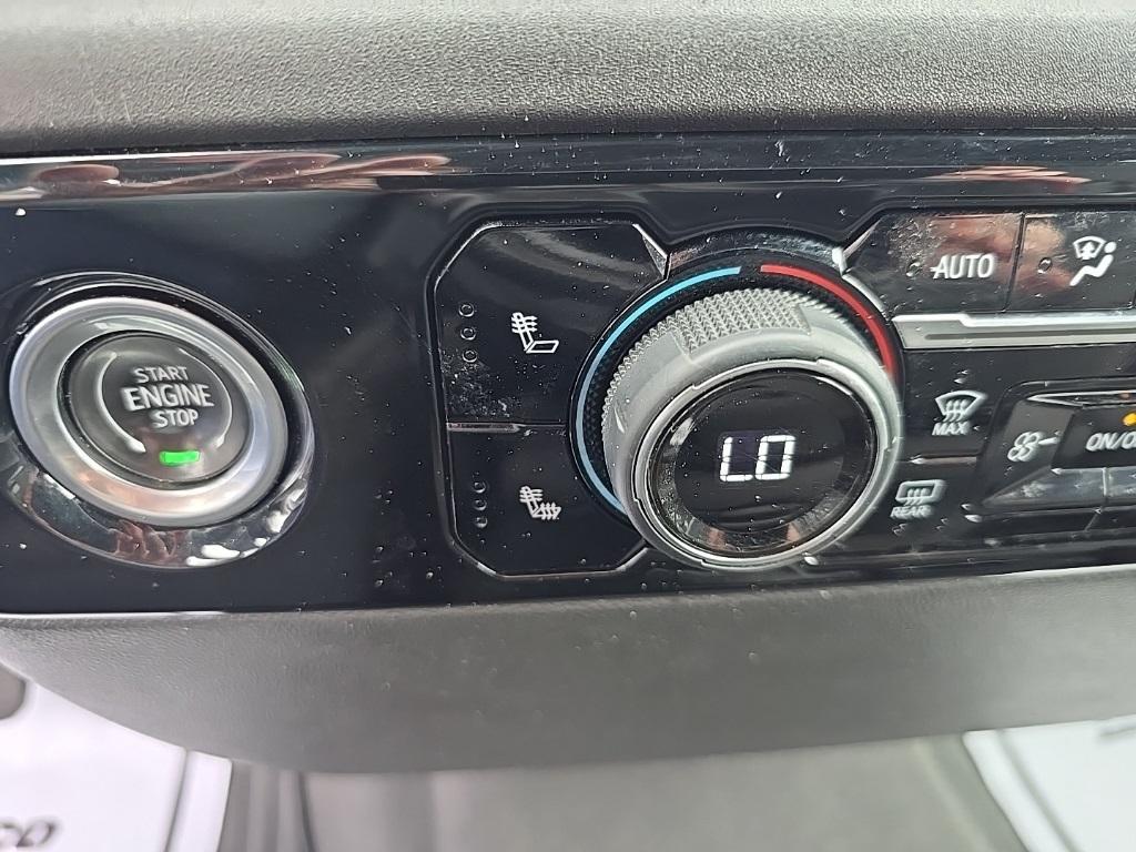 used 2024 Chevrolet Silverado 1500 car, priced at $39,600