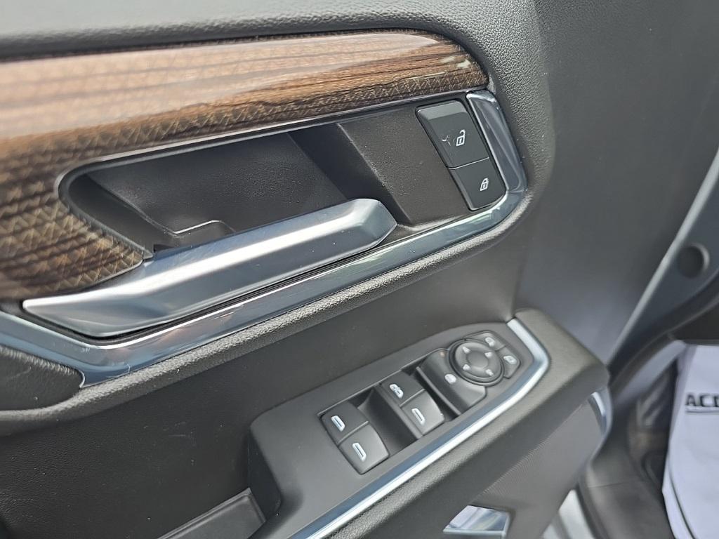 used 2024 Chevrolet Silverado 1500 car, priced at $39,600