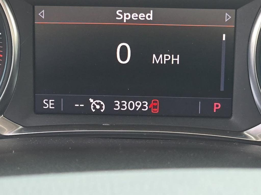 used 2022 Chevrolet Traverse car, priced at $30,500