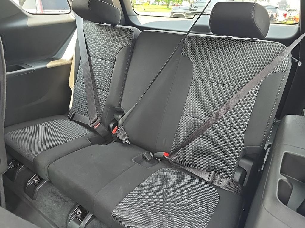 used 2022 Chevrolet Traverse car, priced at $30,500