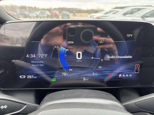 new 2025 Chevrolet Equinox EV car, priced at $40,040