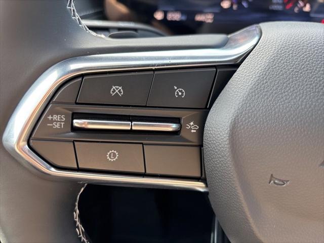 new 2025 Chevrolet Traverse car, priced at $41,697