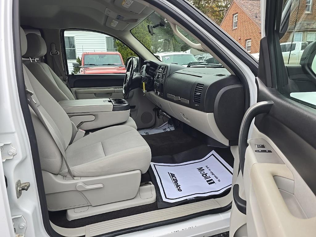 used 2011 Chevrolet Silverado 2500 car, priced at $18,999