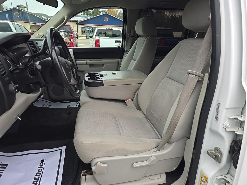 used 2011 Chevrolet Silverado 2500 car, priced at $18,999