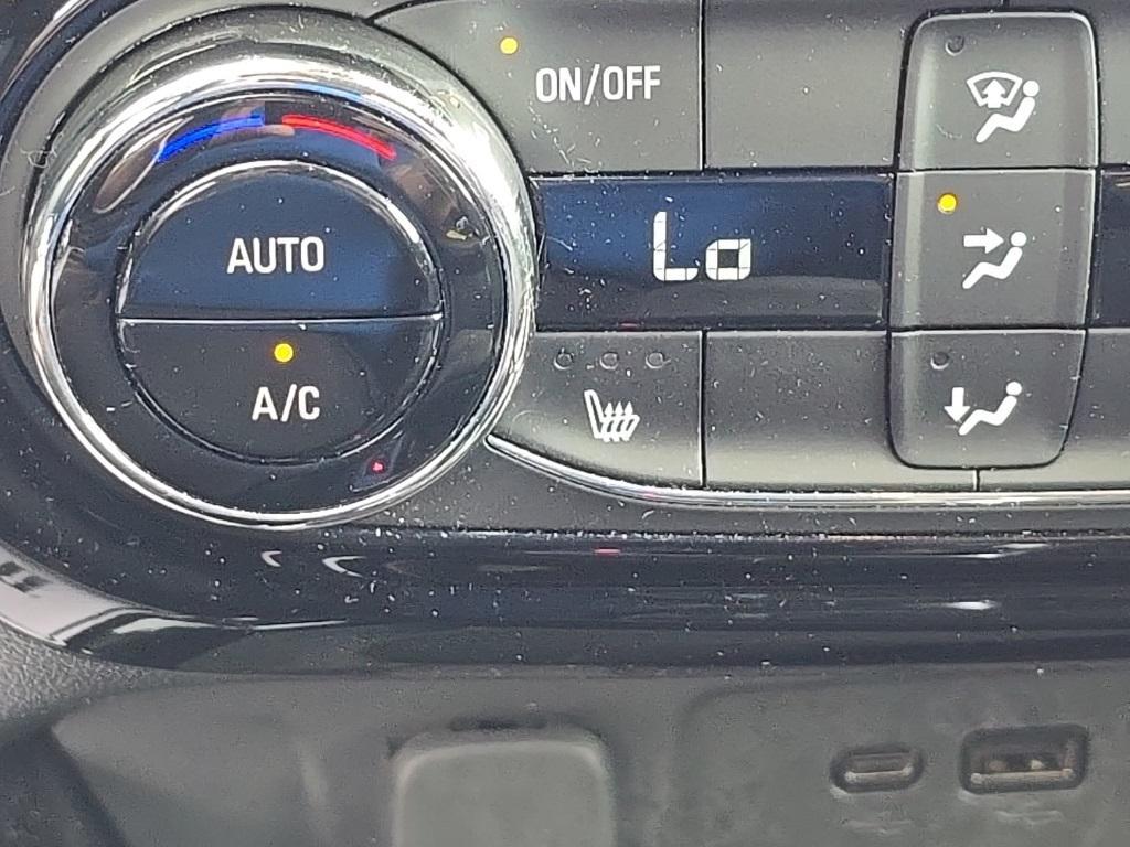 used 2024 Chevrolet Trax car, priced at $22,000