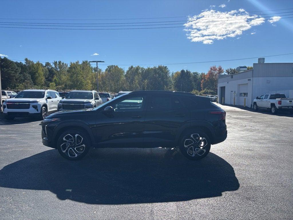 new 2025 Chevrolet Trax car, priced at $25,809
