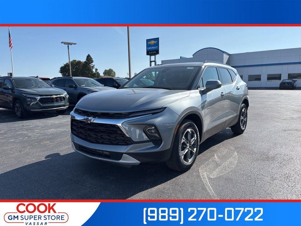 new 2025 Chevrolet Blazer car, priced at $35,527