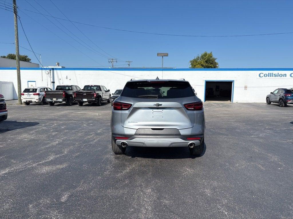 new 2025 Chevrolet Blazer car, priced at $35,527