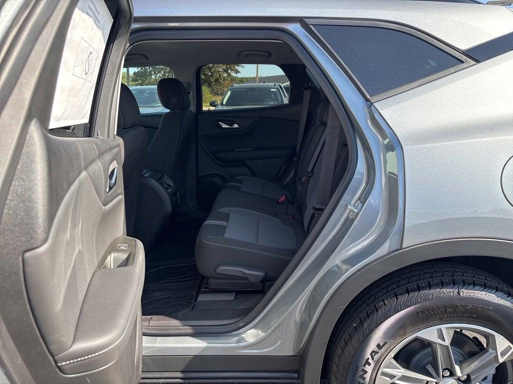new 2025 Chevrolet Blazer car, priced at $35,527