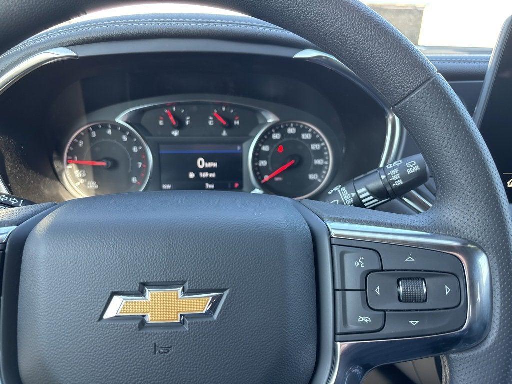 new 2025 Chevrolet Blazer car, priced at $35,527