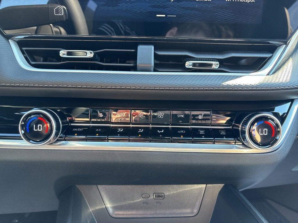 new 2026 Chevrolet Equinox car, priced at $30,455