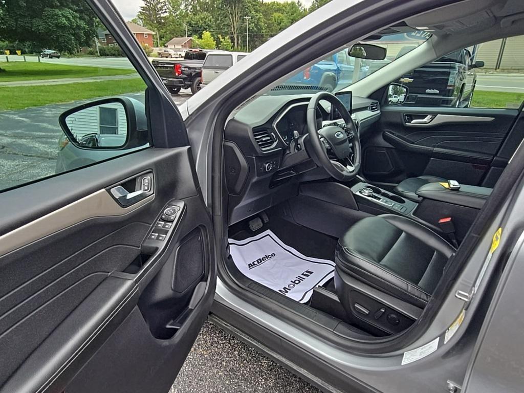 used 2022 Ford Escape car, priced at $22,750