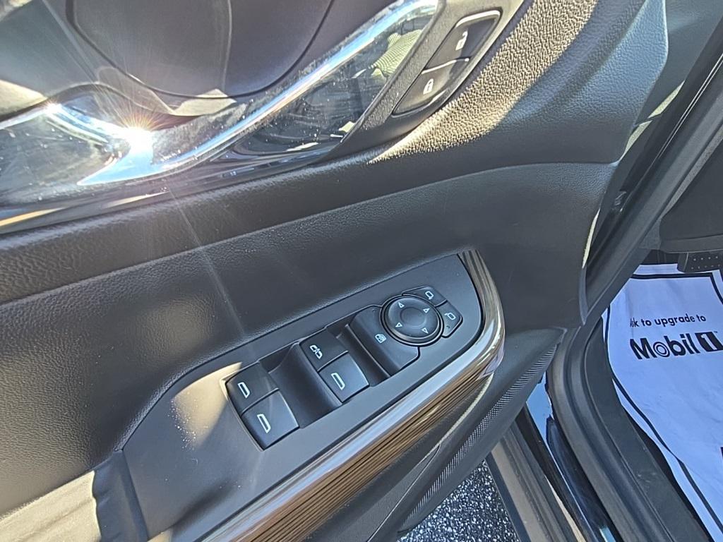 used 2020 GMC Acadia car, priced at $18,000