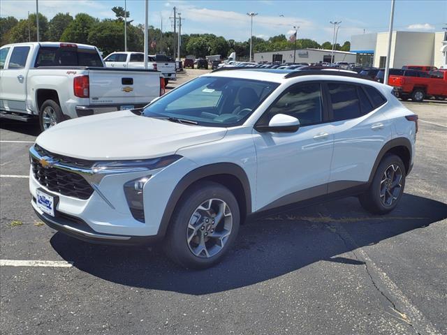 new 2025 Chevrolet Trax car, priced at $26,155