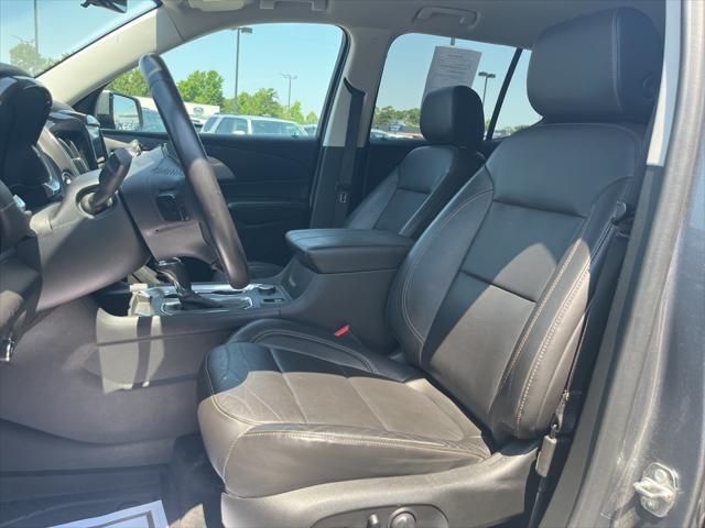 used 2020 Chevrolet Traverse car, priced at $23,476