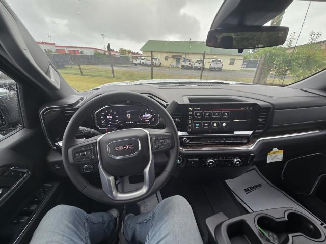 new 2024 GMC Sierra 1500 car, priced at $51,612