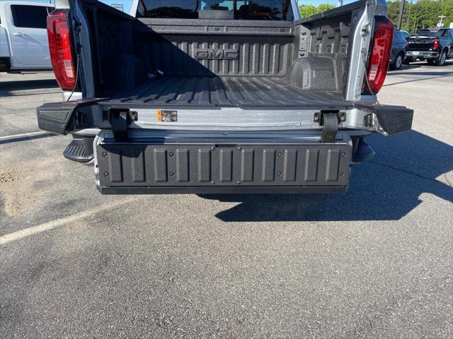 new 2025 GMC Sierra 1500 car, priced at $75,670