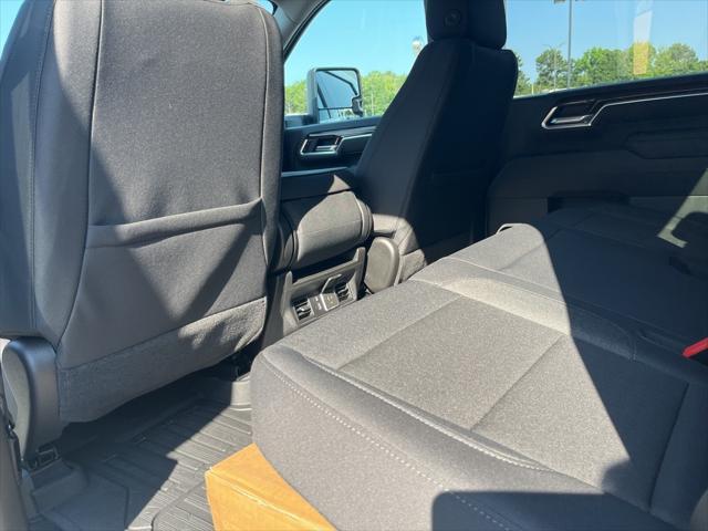 new 2025 GMC Sierra 2500 car, priced at $70,565