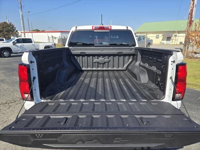 new 2024 Chevrolet Colorado car, priced at $43,290