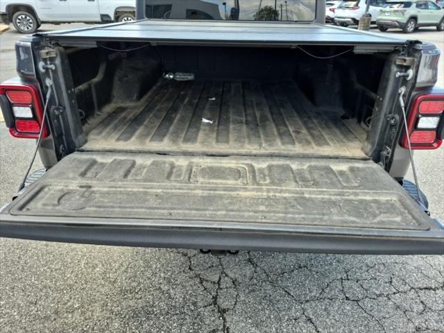 used 2022 Jeep Gladiator car, priced at $36,053