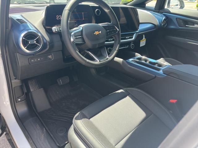 new 2025 Chevrolet Equinox EV car, priced at $43,940