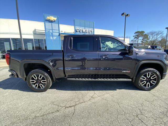 new 2025 GMC Sierra 1500 car, priced at $71,005